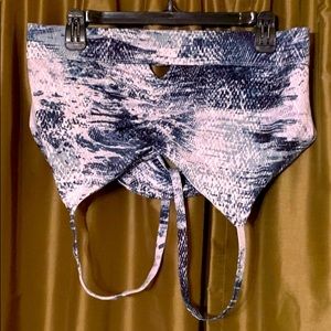 Fabletics sports bra.